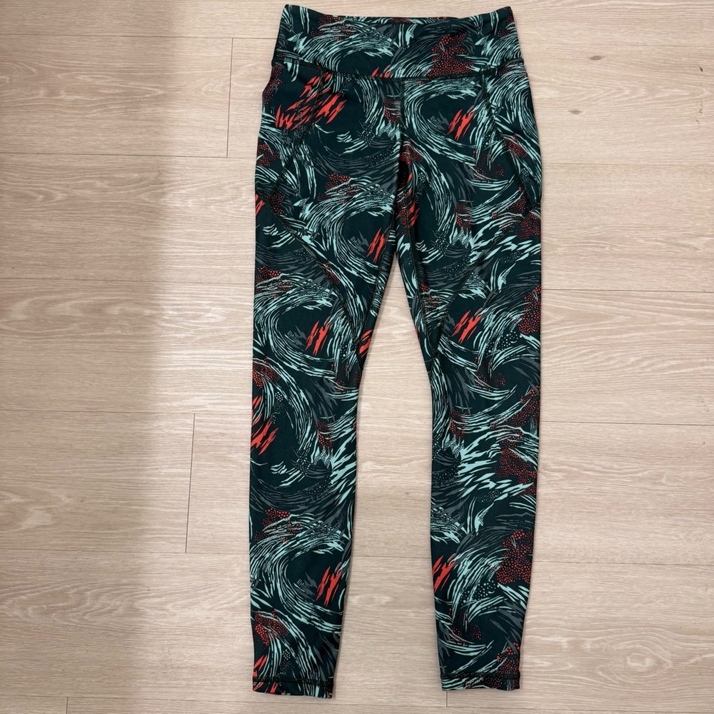 Patagonia Centered Tights Women’s Small Green Abstract Print Yoga Running